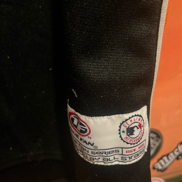 San Francisco Giants Jersey - Picture 5 of 7